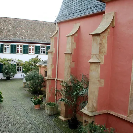 & Cafe Ritter Von Boehl Hotel