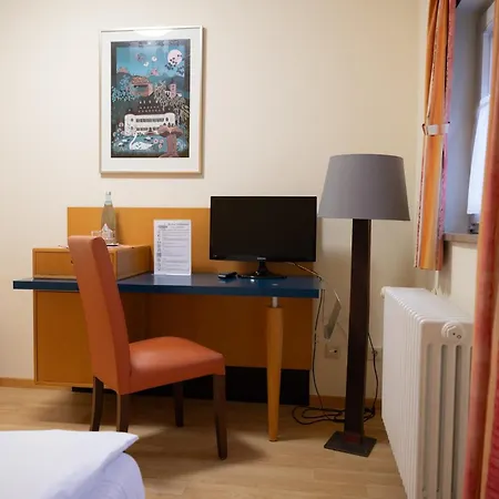 & Cafe Ritter Von Boehl Hotell 3*