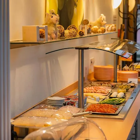 & Cafe Ritter Von Boehl