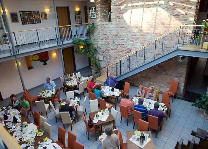 & Cafe Ritter Von Boehl